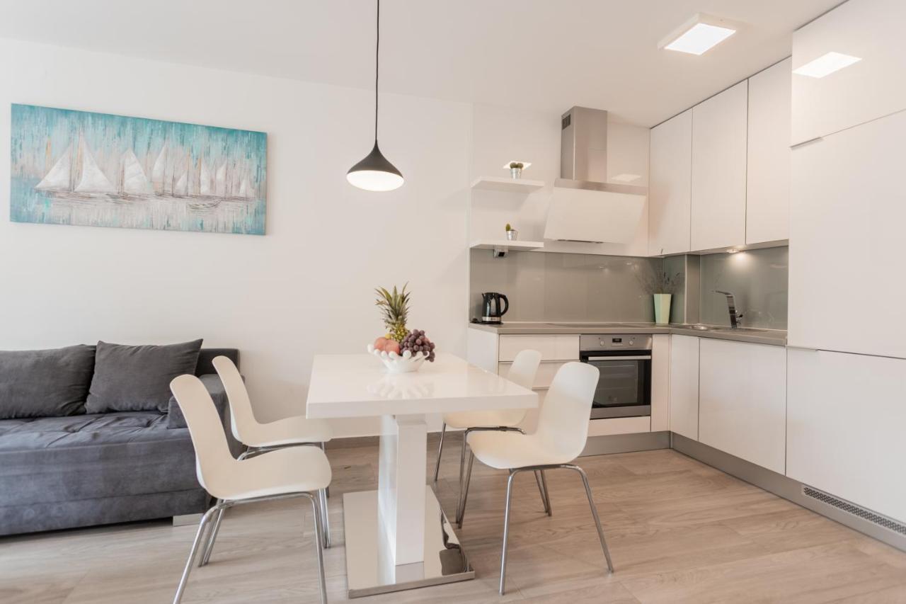 New Modern Apartment "Marjan" Подстрана Экстерьер фото